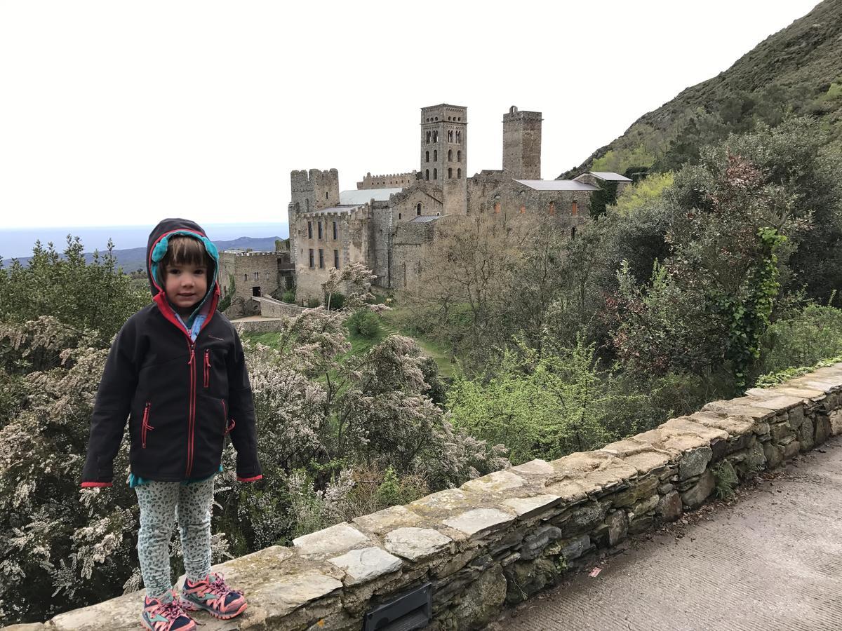 Alberg Costa Brava Llança Екстериор снимка
