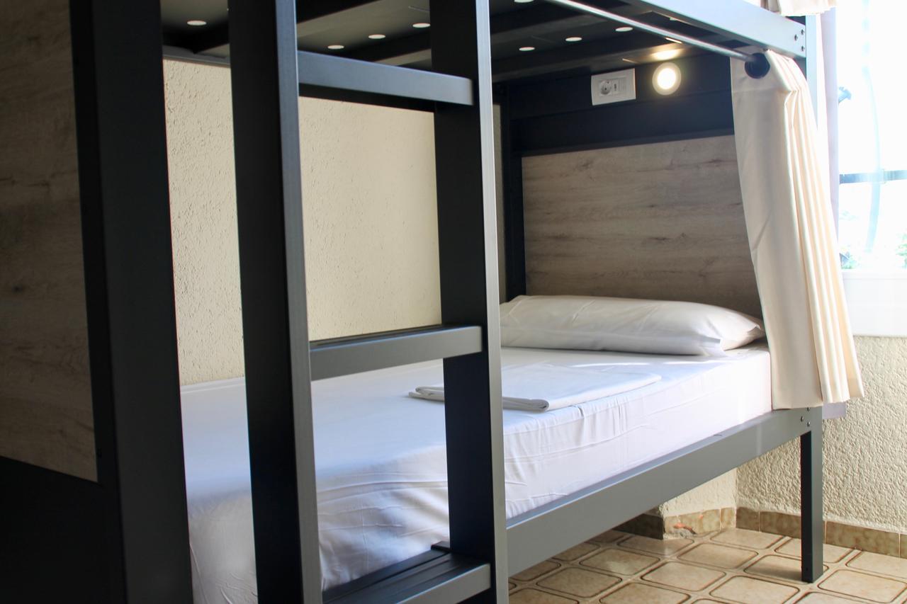 Alberg Costa Brava Llança Екстериор снимка